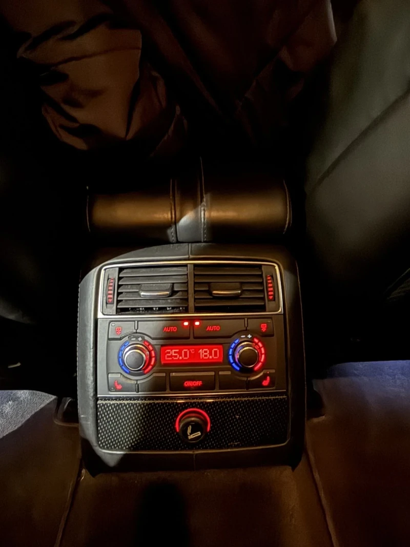 Audi S8, снимка 9 - Автомобили и джипове - 53142765