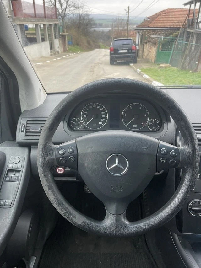 Mercedes-Benz A 180 1.8 CDI, снимка 7 - Автомобили и джипове - 53005417