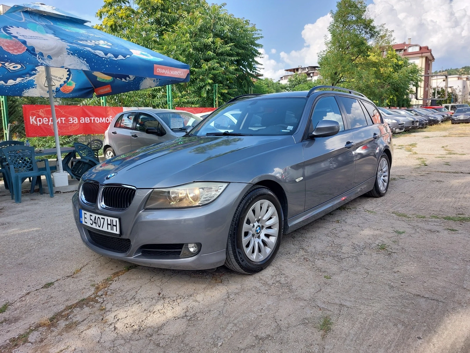 BMW 320 2.0D AUTOMATIC - изображение 2