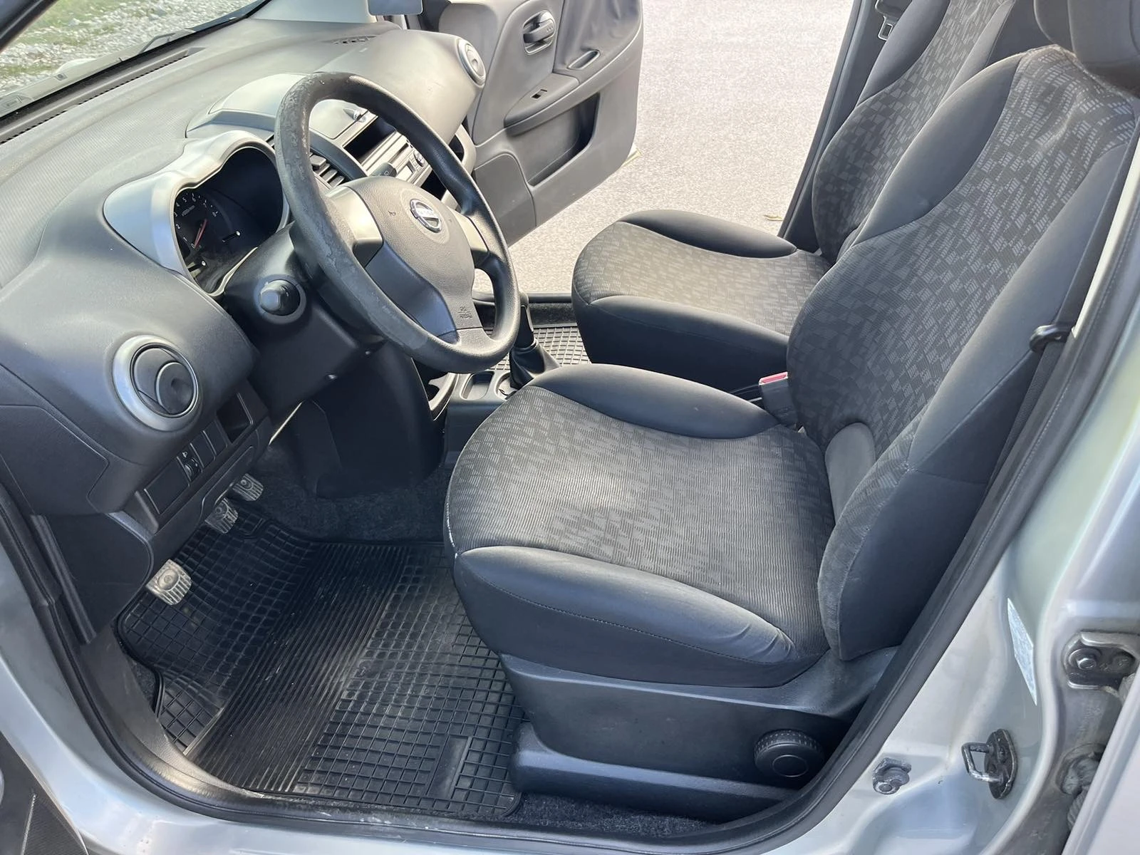 Nissan Note 1.4I 88кс КЛИМАТИК - изображение 8