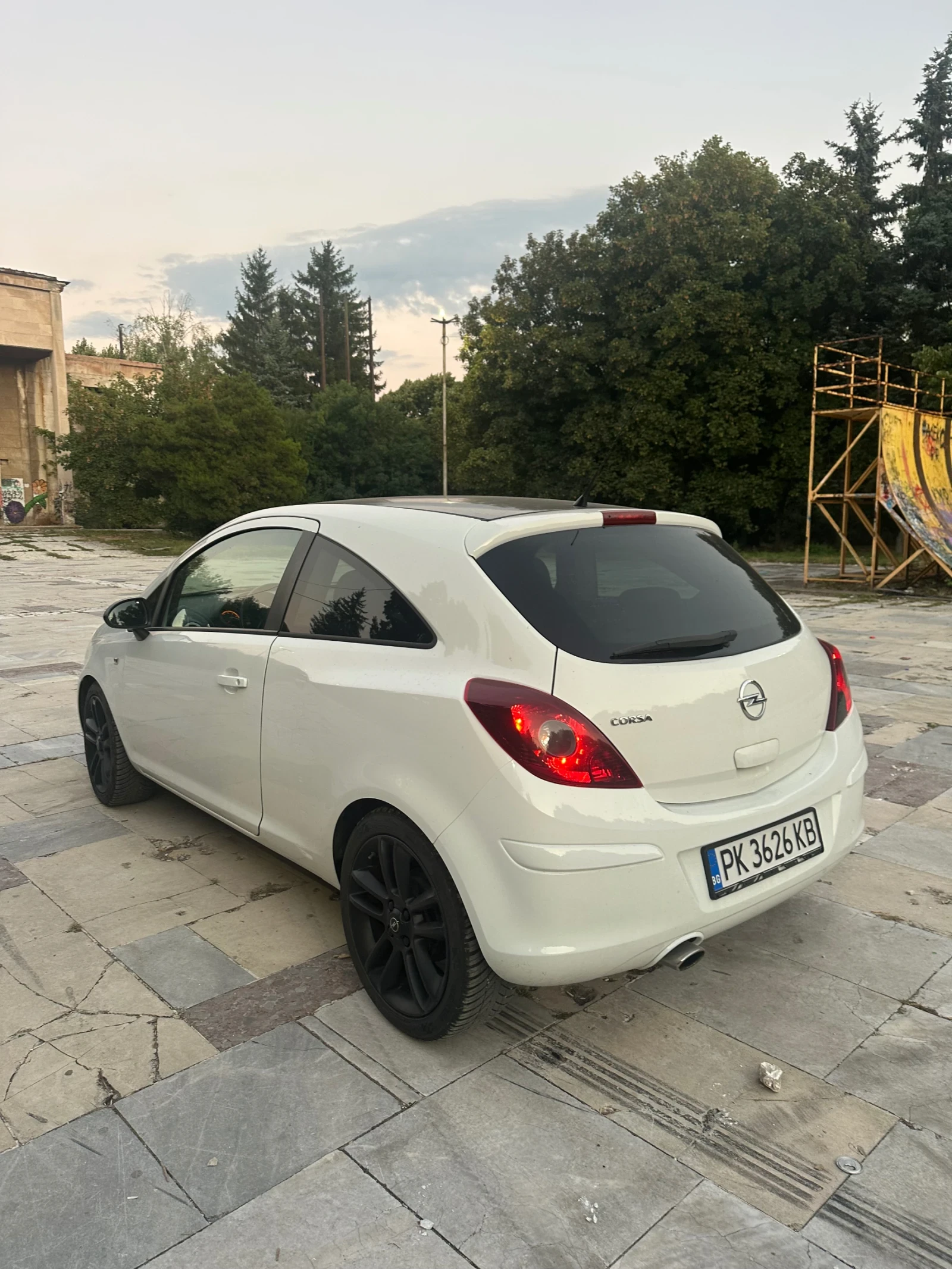 Opel Corsa  - изображение 4