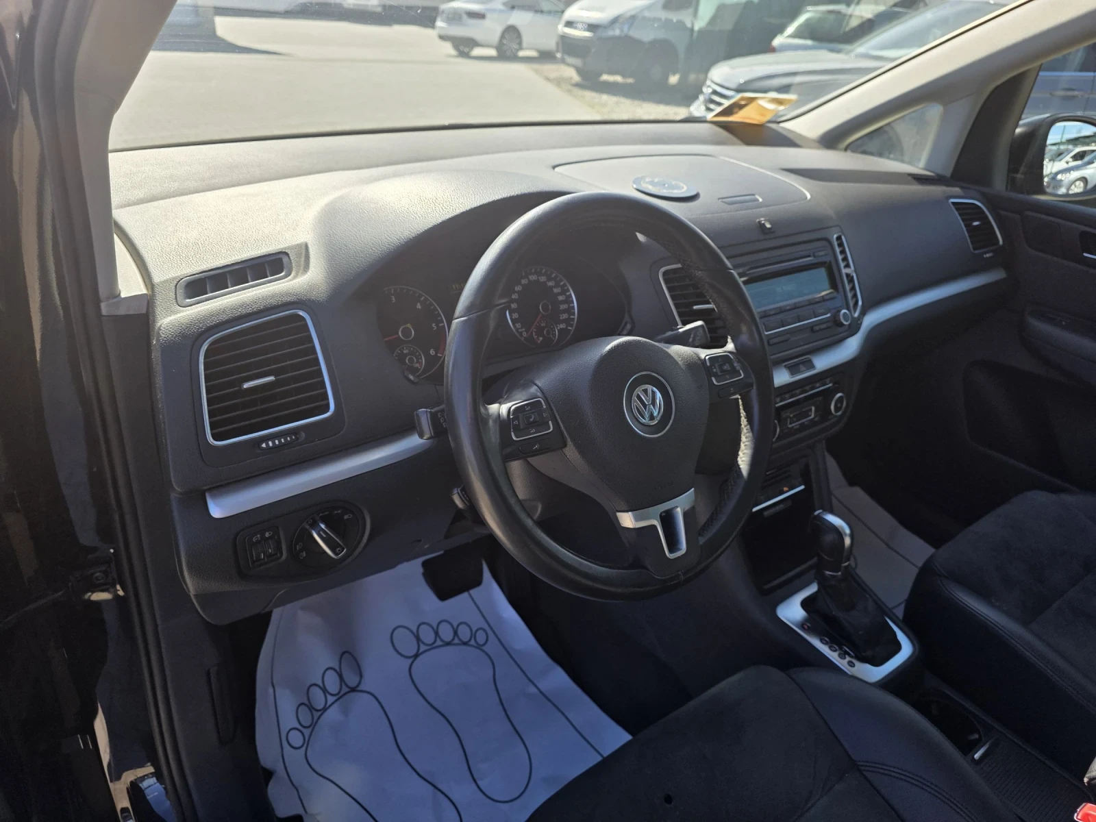 VW Sharan 2.0TDi /7m /HighLine/Лизинг - изображение 10