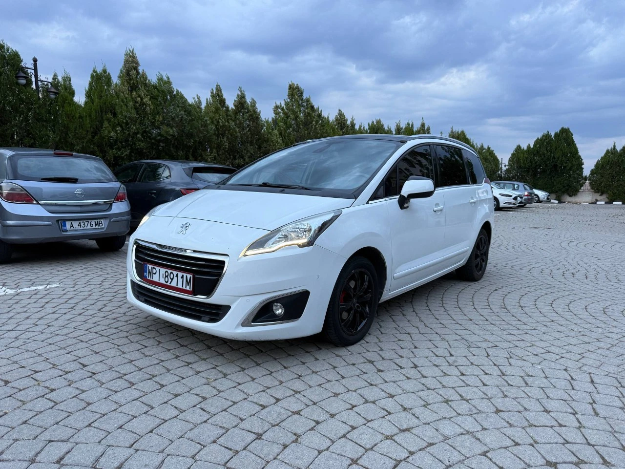Peugeot 5008 | Mobile.bg   1