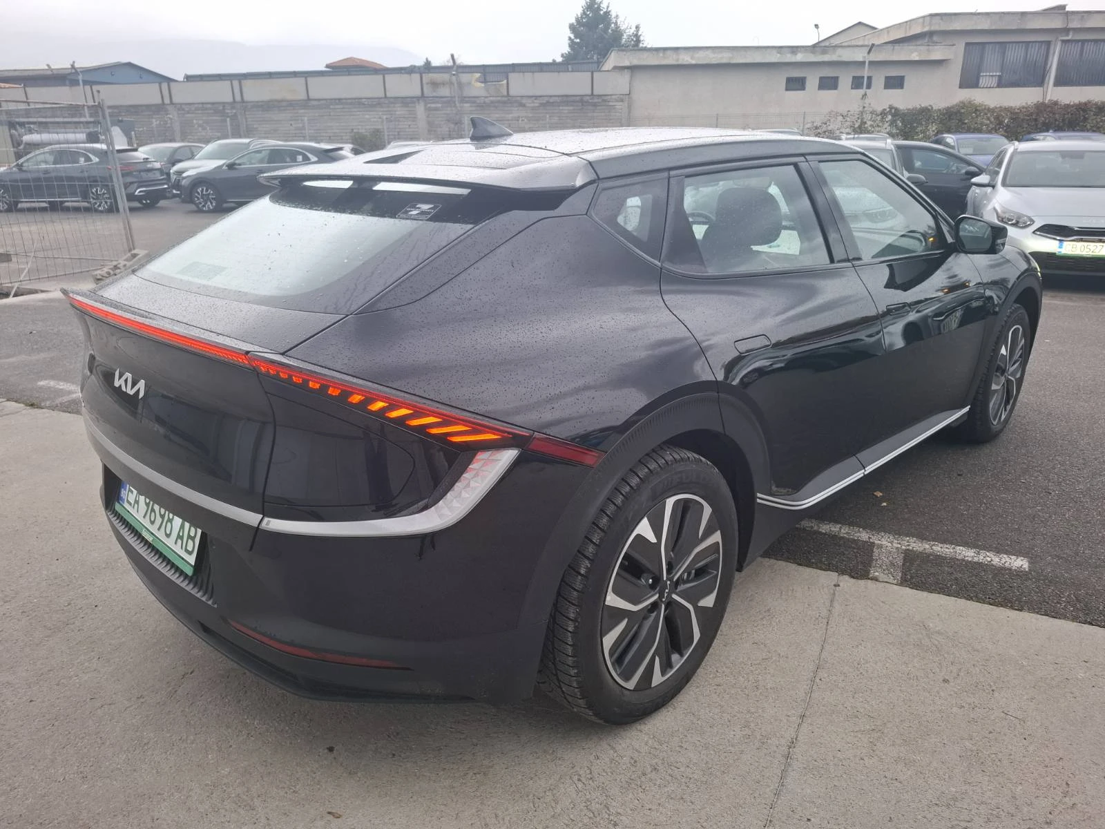 Kia EV6 239kw AWD Long Range - изображение 4