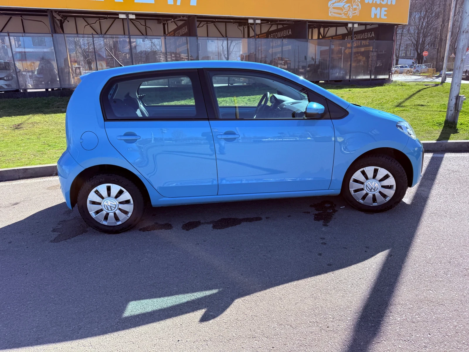 VW Up, снимка 2 - Автомобили и джипове - 53798022