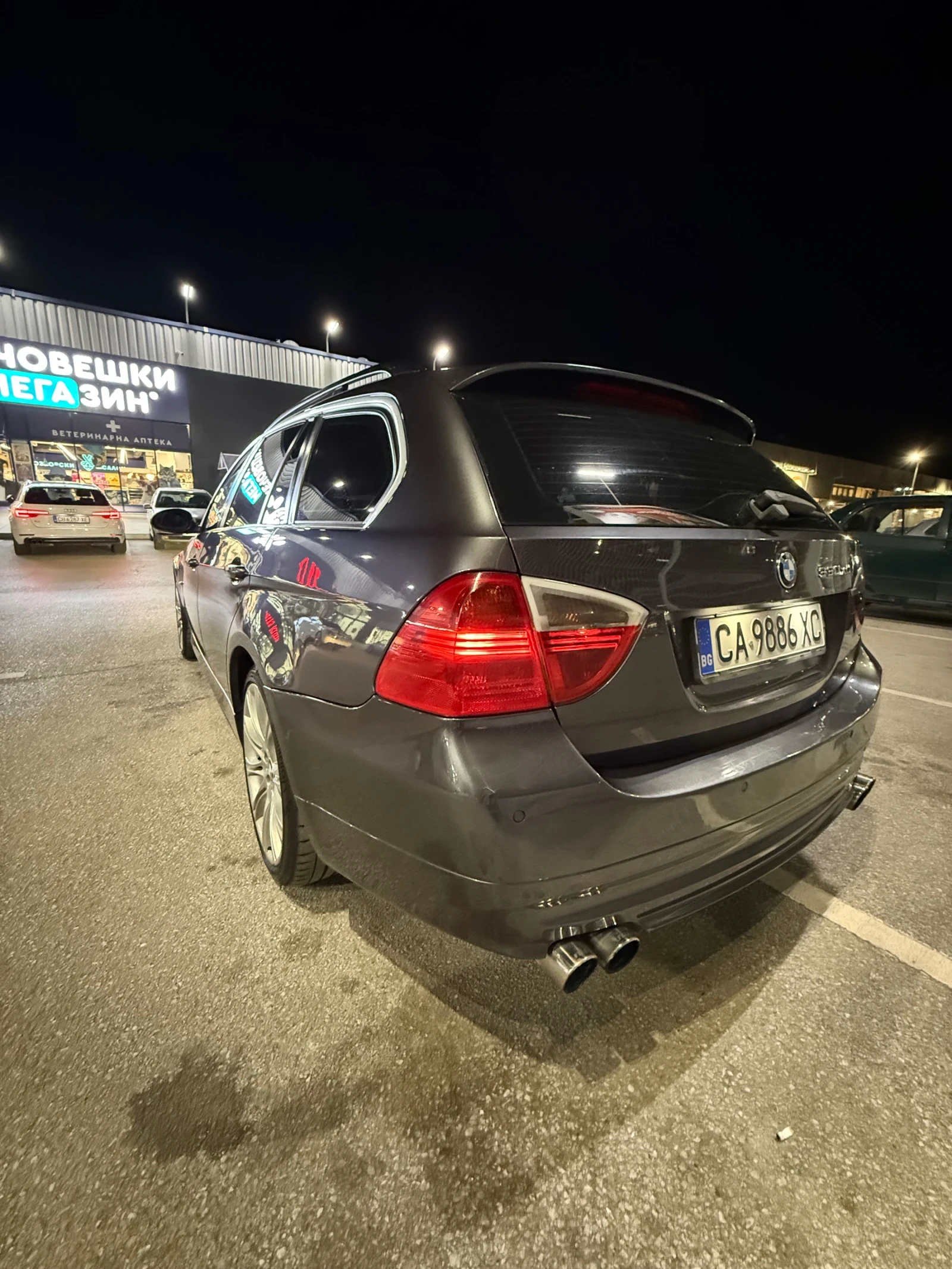 BMW 330 xDrive, снимка 5 - Автомобили и джипове - 53865811