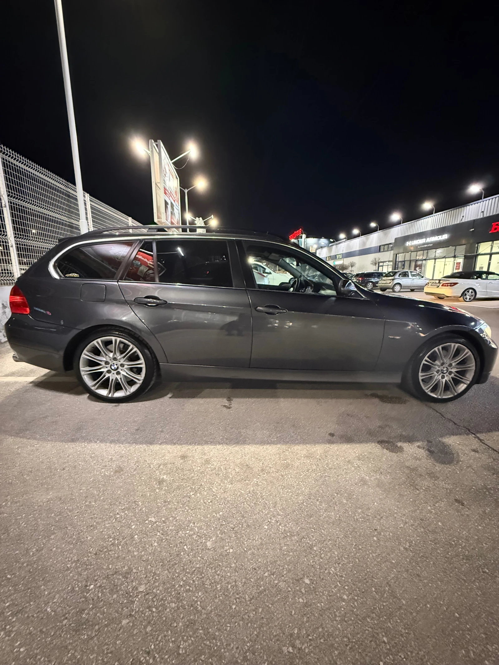 BMW 330 xDrive, снимка 8 - Автомобили и джипове - 53865811