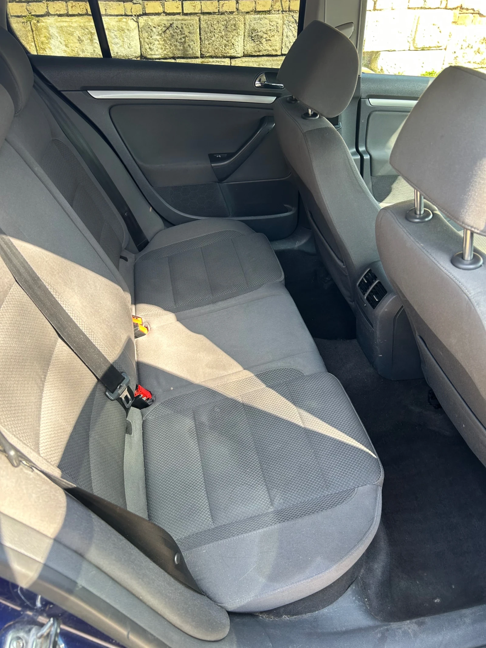 VW Golf 2.0TDI 4MOTION, снимка 13 - Автомобили и джипове - 54632108