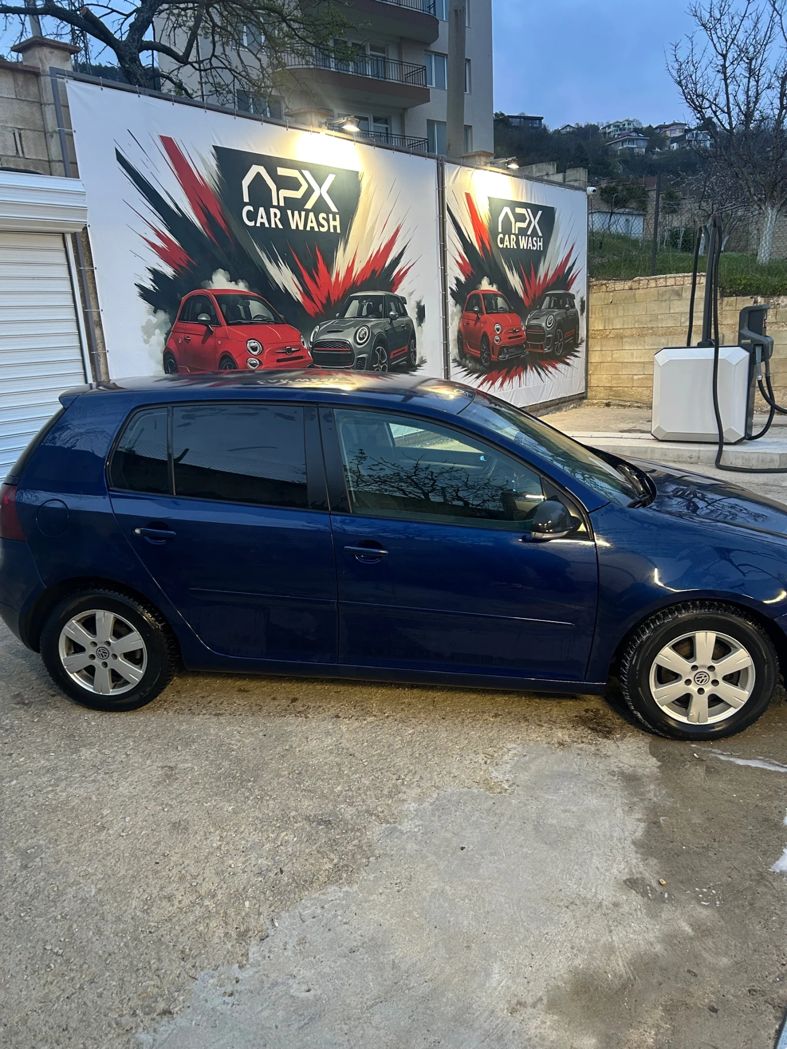 VW Golf 2.0TDI 4MOTION, снимка 2 - Автомобили и джипове - 54632108