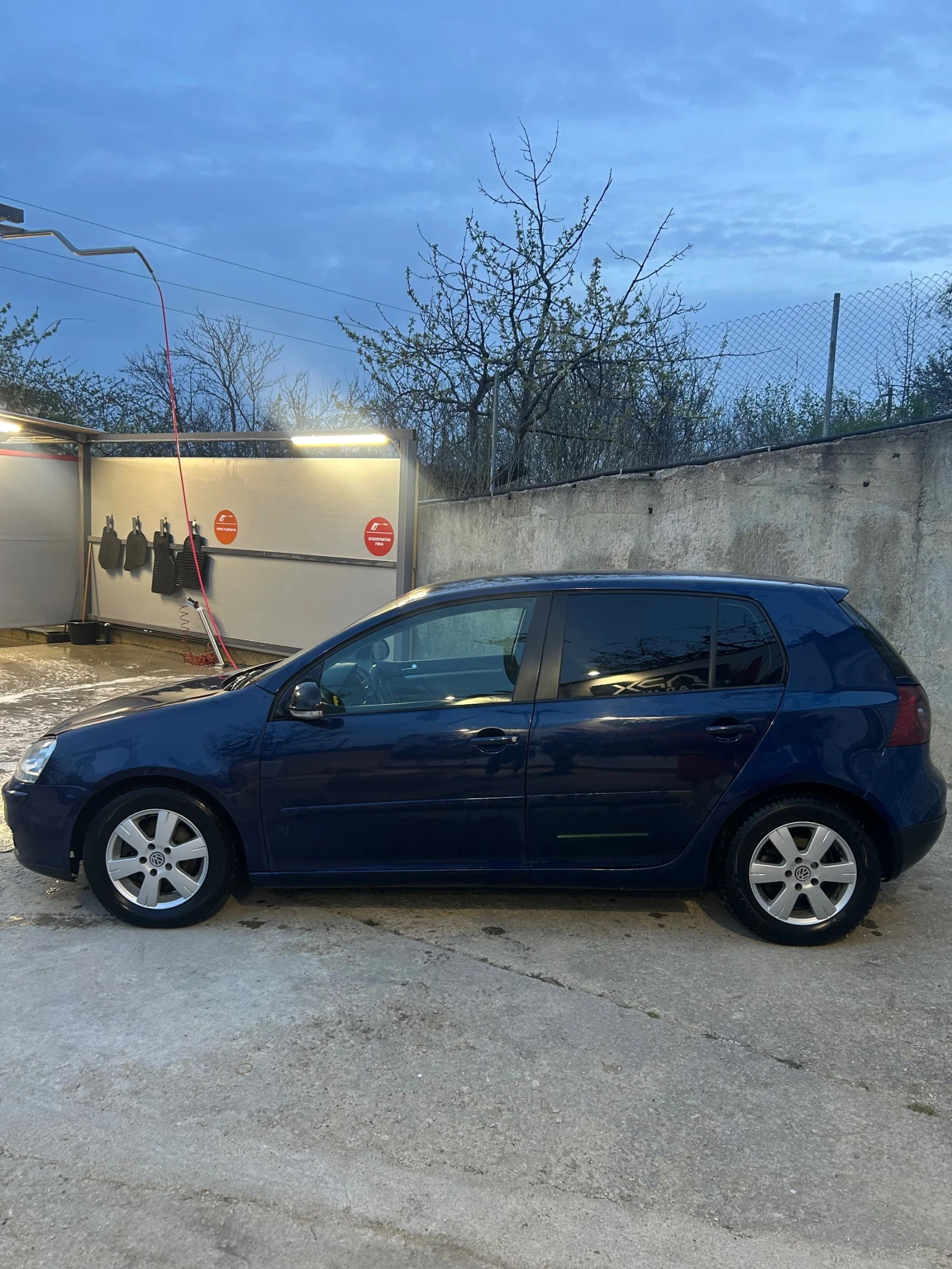 VW Golf 2.0TDI 4MOTION, снимка 4 - Автомобили и джипове - 54632108