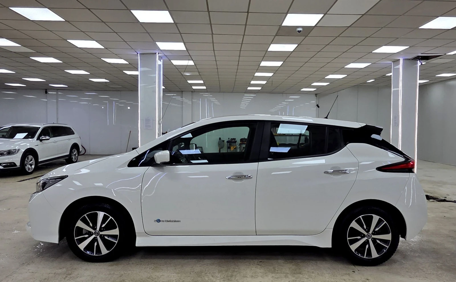 Nissan Leaf  62KWh/11.2021/SOH97%, снимка 5 - Автомобили и джипове - 54208518