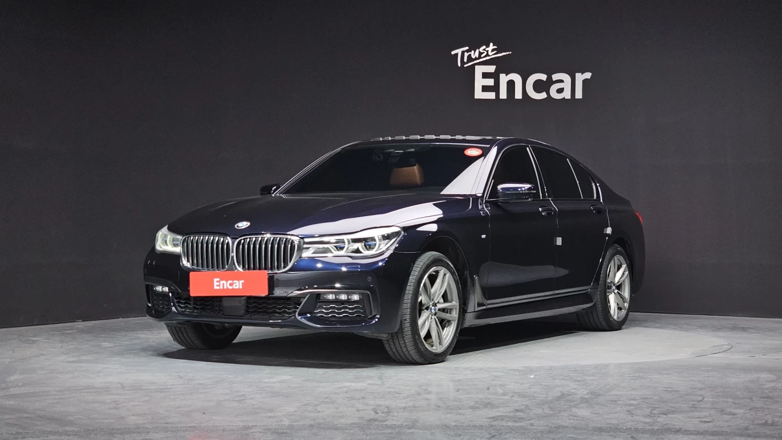 BMW 740 XDRIVE * M PACK * DIS * 360 * ОБДУХ * HARMAN KARDO