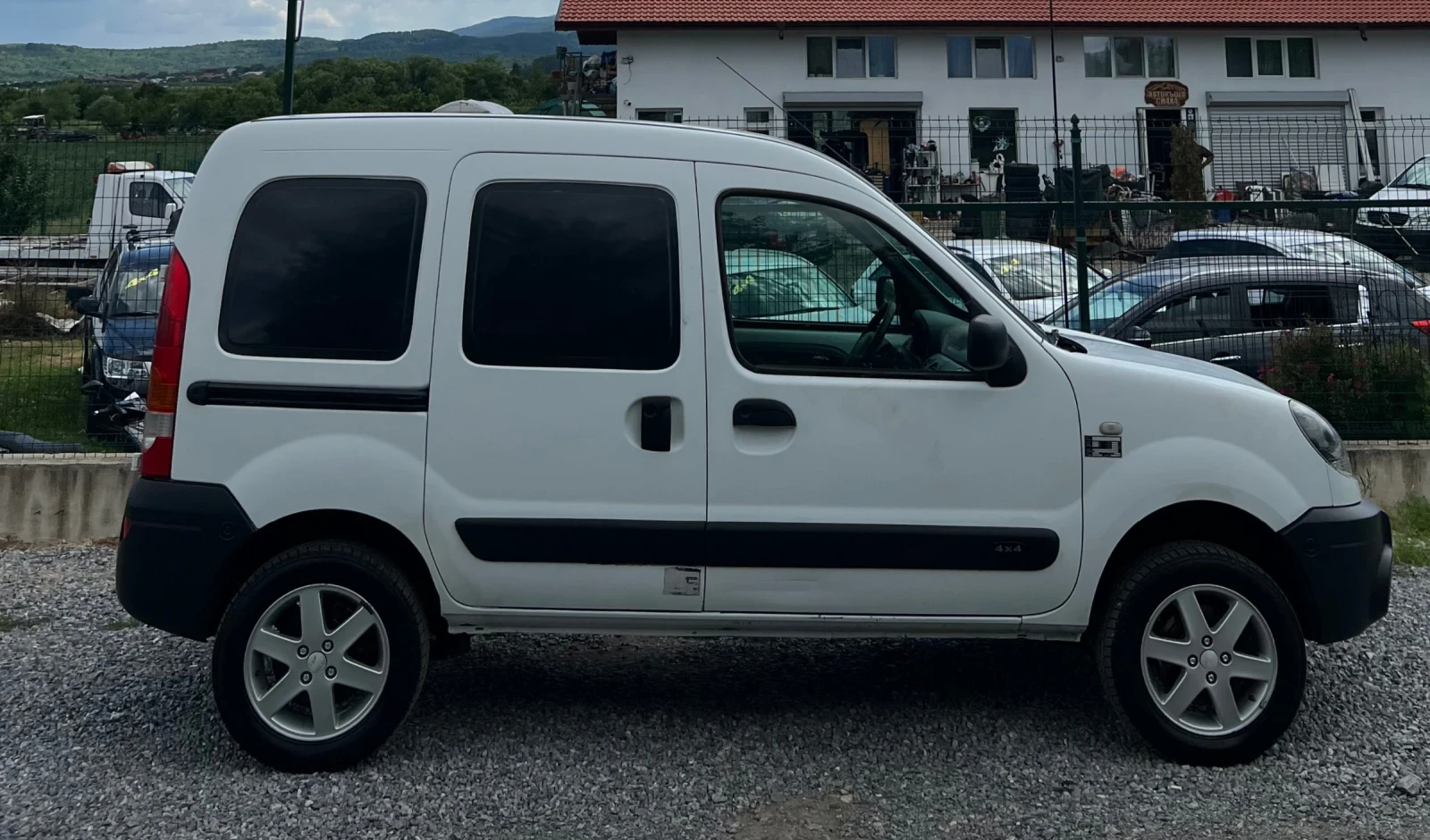 Renault Kangoo 4x4 * Климатик* , снимка 4 - Автомобили и джипове - 54994802