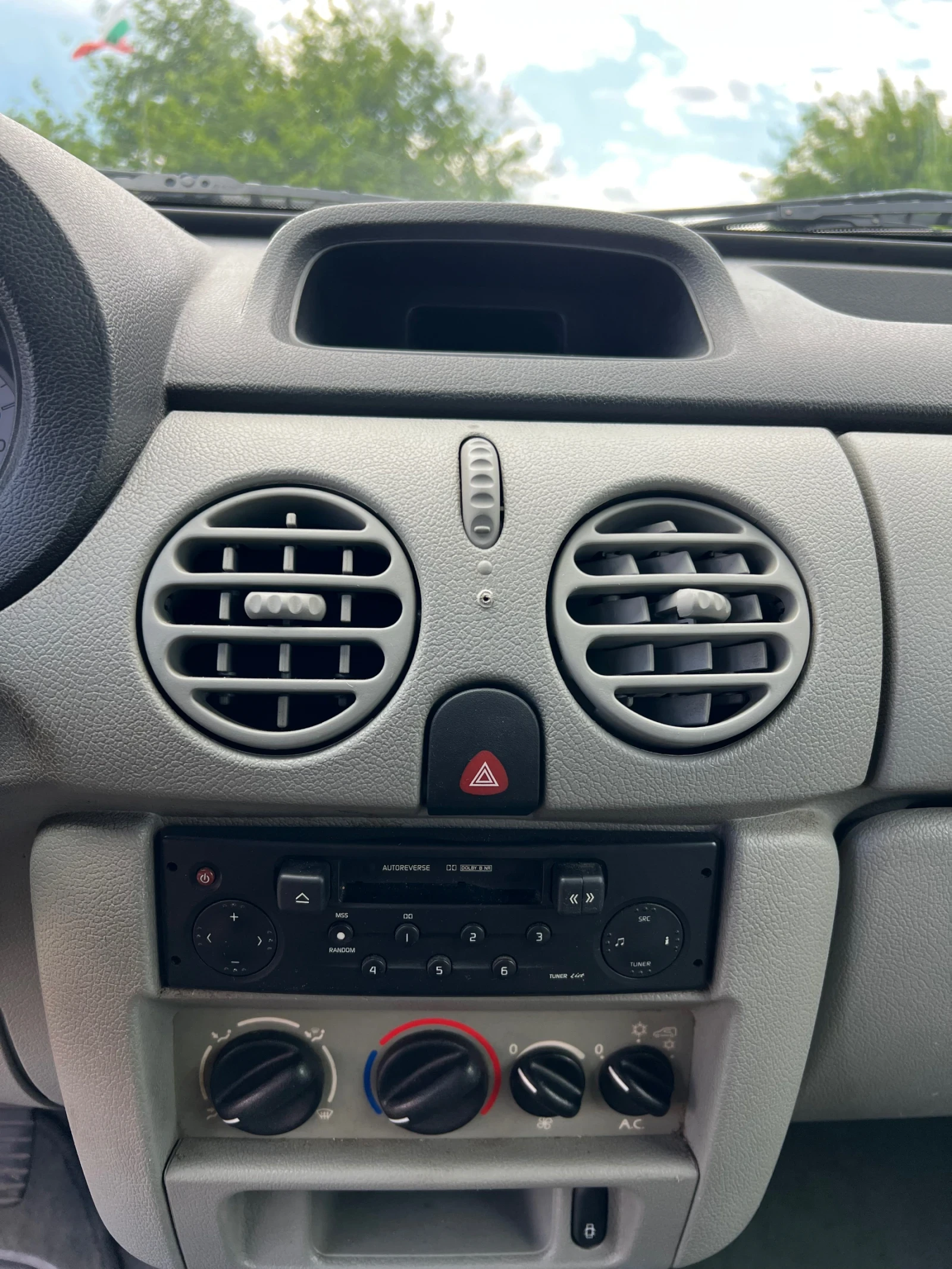 Renault Kangoo 4x4 * Климатик* , снимка 11 - Автомобили и джипове - 54994802