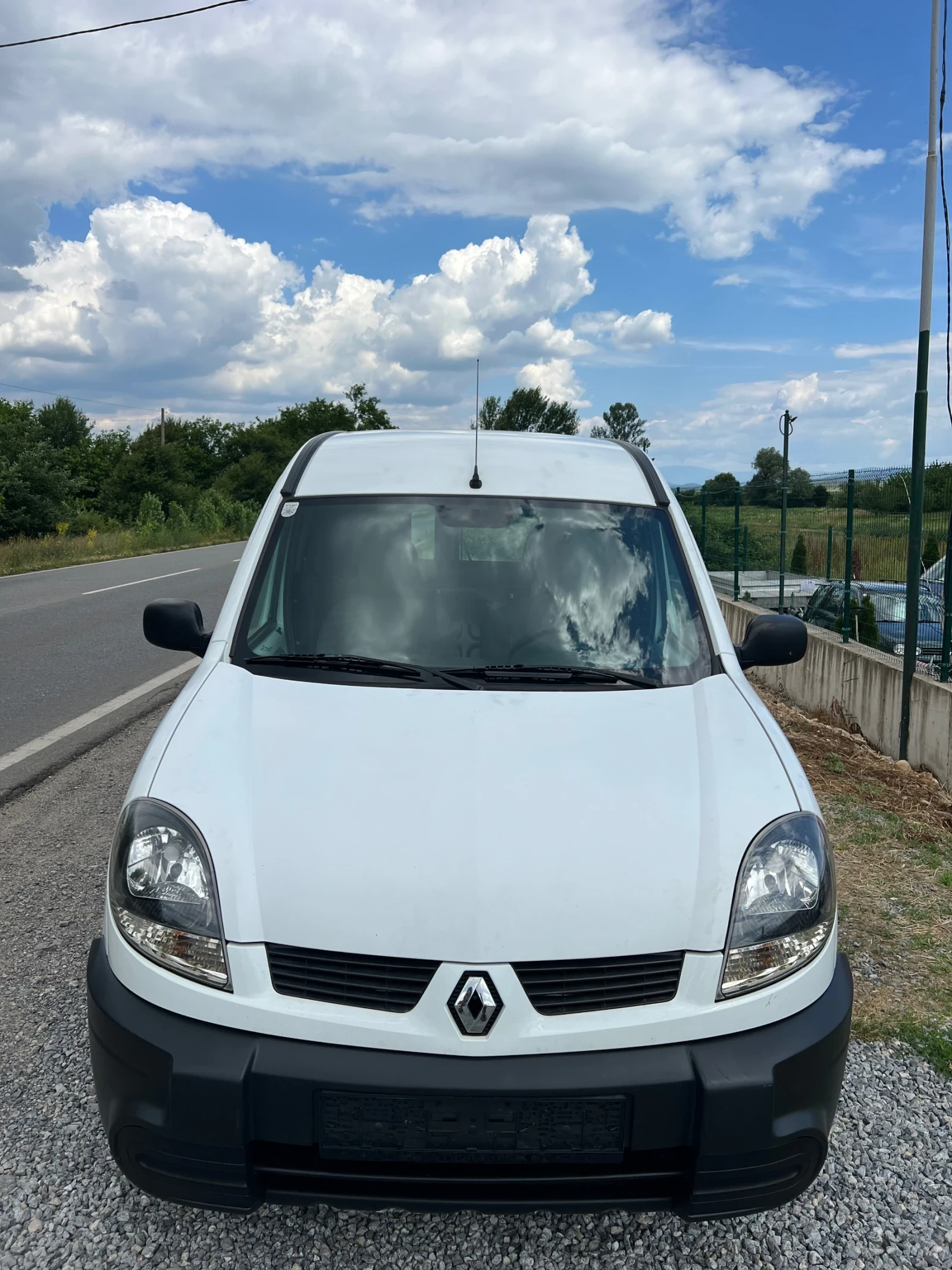 Renault Kangoo 4x4 * Климатик* , снимка 2 - Автомобили и джипове - 54994802