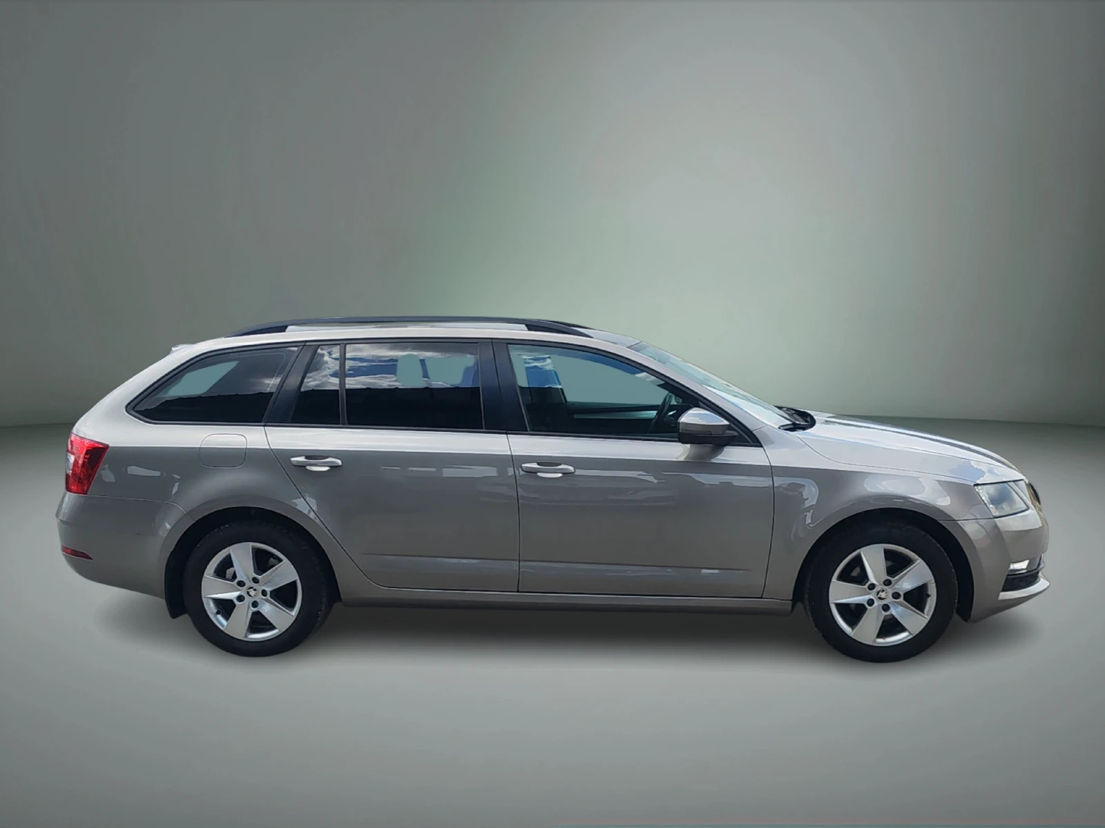 Skoda Octavia 1, 6 TDI/115 k.c., снимка 6 - Автомобили и джипове - 55152921