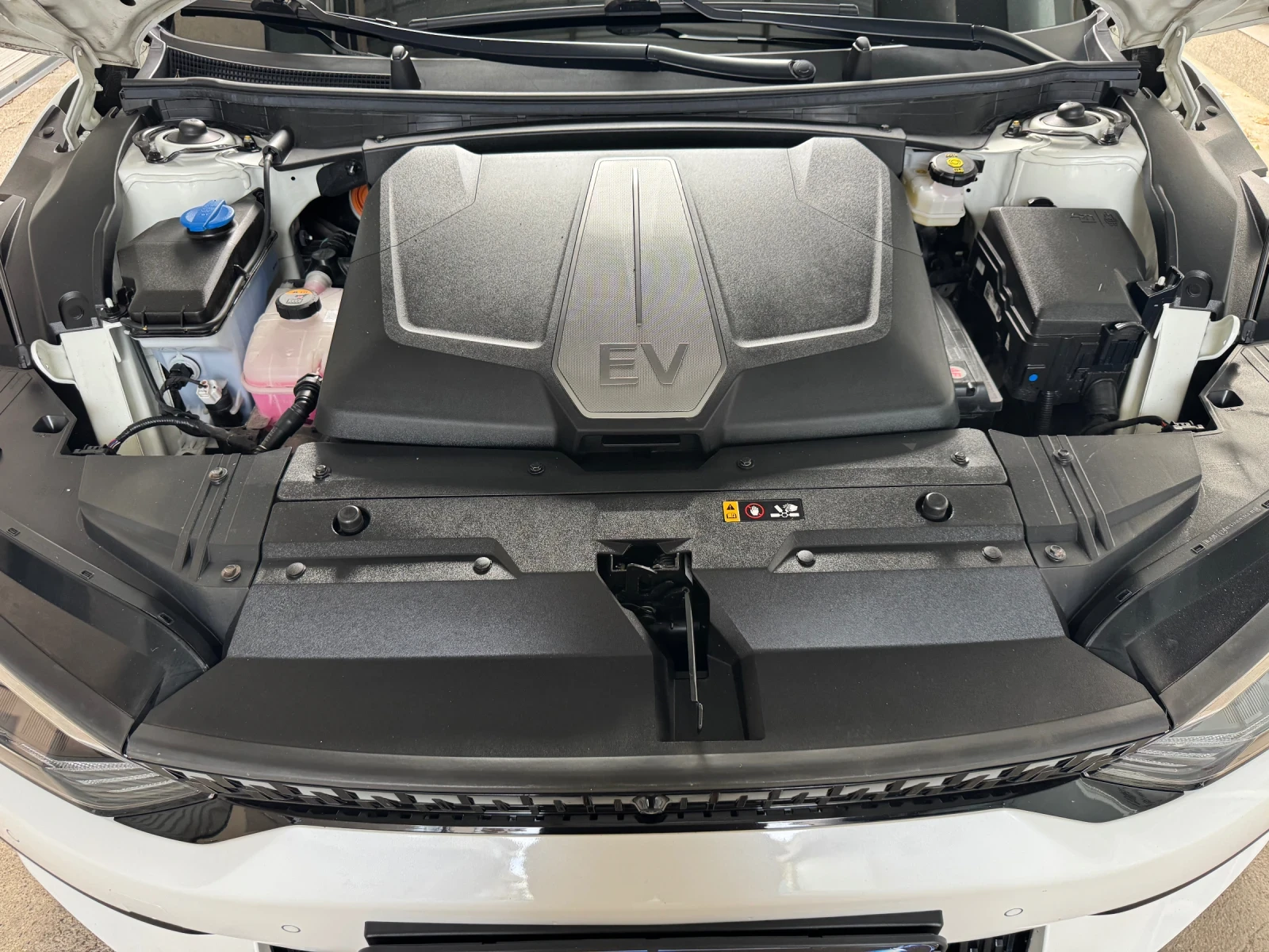Kia EV6 GT 585�.� 4�4 ������� ����������� ������  | Mobile.bg � ����������� 13