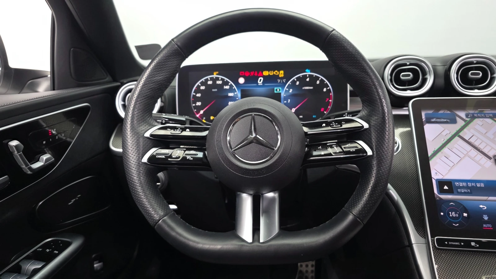 Mercedes-Benz C 300 4MATIC AMG Line, снимка 12 - Автомобили и джипове - 55885363