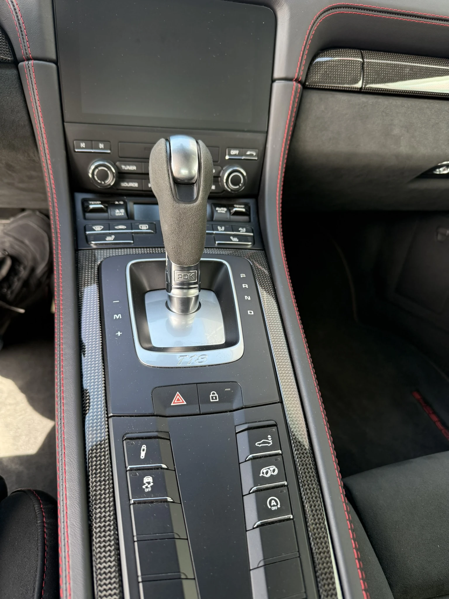 Porsche Cayman GTS 4.0, снимка 11 - Автомобили и джипове - 56091203