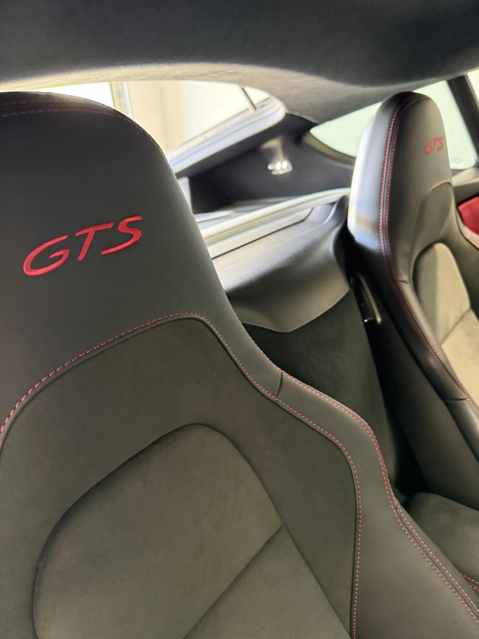 Porsche Cayman GTS 4.0, снимка 13 - Автомобили и джипове - 56091203