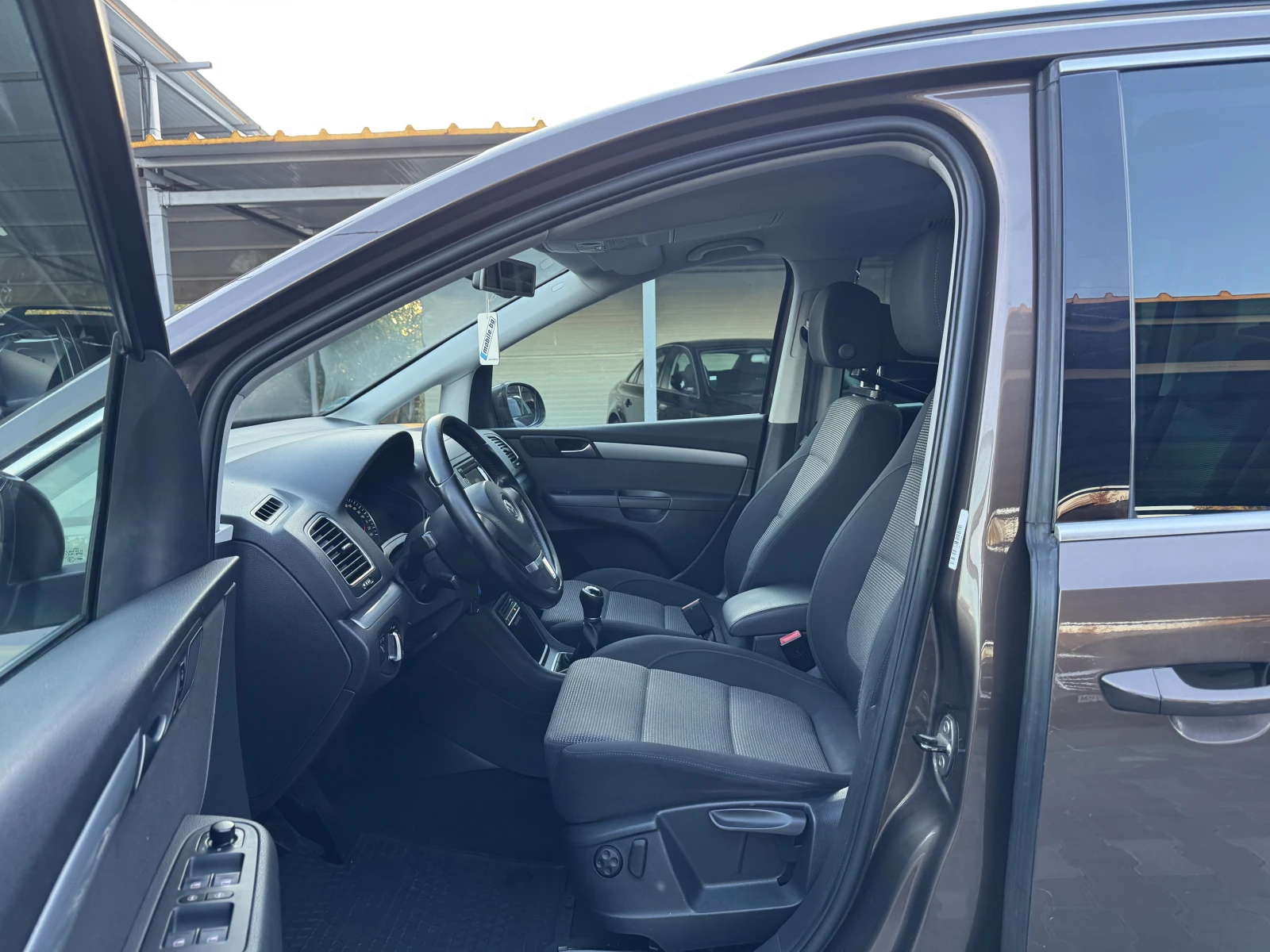 VW Sharan 2.0 TDI 140 �.�. | Mobile.bg � ����������� 11
