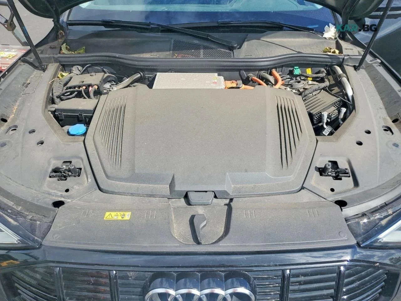 Audi E-Tron, снимка 11 - Автомобили и джипове - 56723722