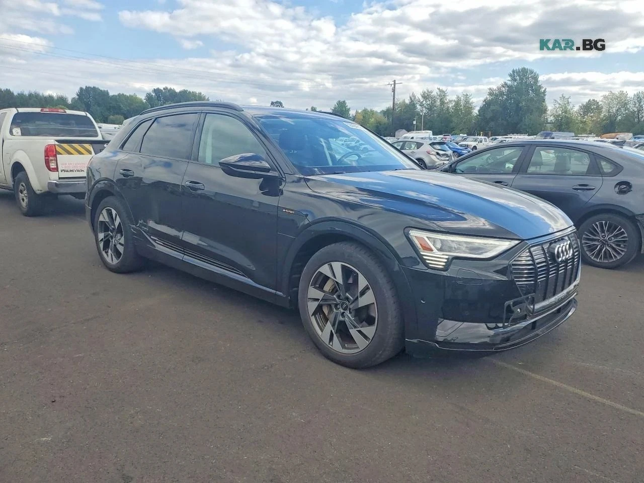 Audi E-Tron, снимка 4 - Автомобили и джипове - 56723722