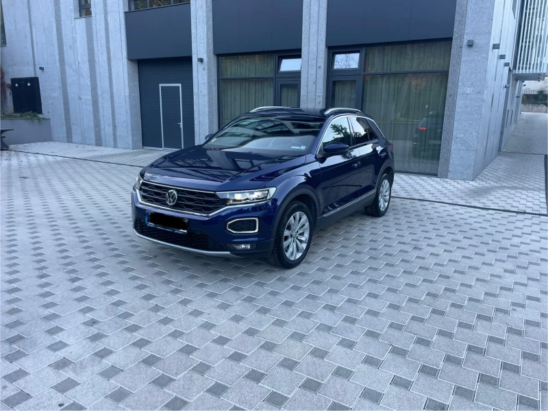 VW T-Roc 1.5TSi, снимка 1 - Автомобили и джипове - 48403460