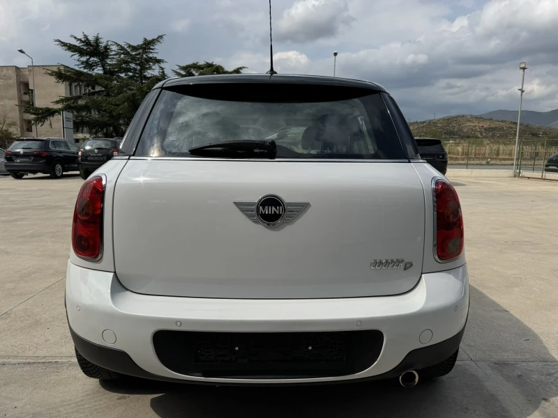 Mini Countryman 1.6* D* 112ps* 4x4* НАВИ* КОЖА* ПАРКТРОНИК, снимка 4 - Автомобили и джипове - 51676389