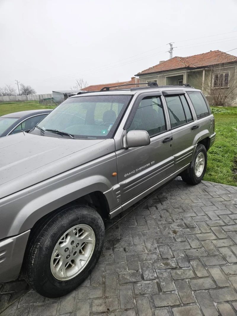 Jeep Grand cherokee, снимка 3 - Автомобили и джипове - 52891611