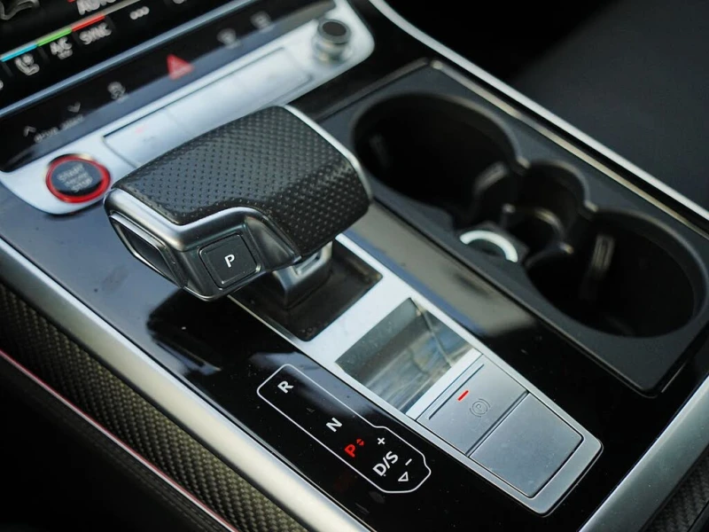 Audi RSQ8 QUATTRO * MASSAGE * HEAD UP * 360 * MATRIX * PANO , снимка 15 - Автомобили и джипове - 53342394