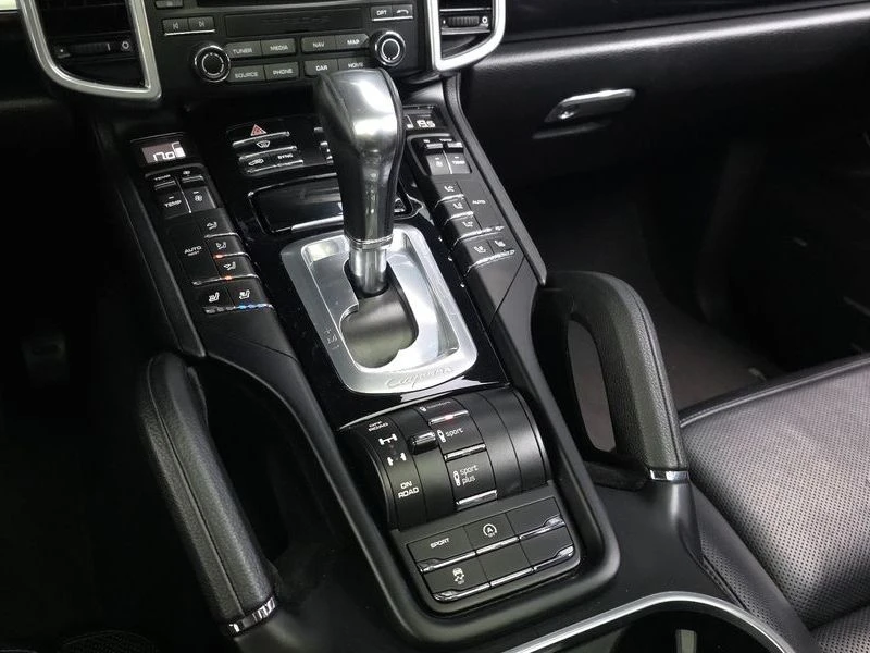 Porsche Cayenne 3.0 Diesel Platium Edition| 245�.�.| ���.��������� | Mobile.bg � ����������� 9