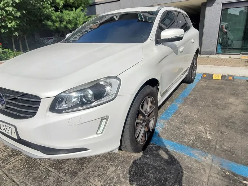 Volvo XC60 2.4/AWD/ШИБИДАХ