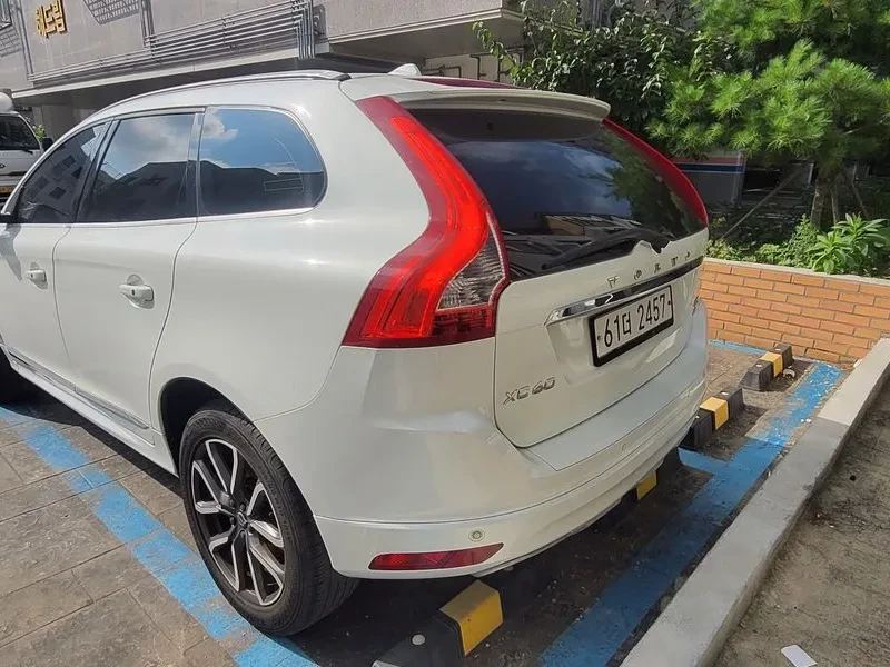 Volvo XC60 2.4/AWD/������� | Mobile.bg � ����������� 7