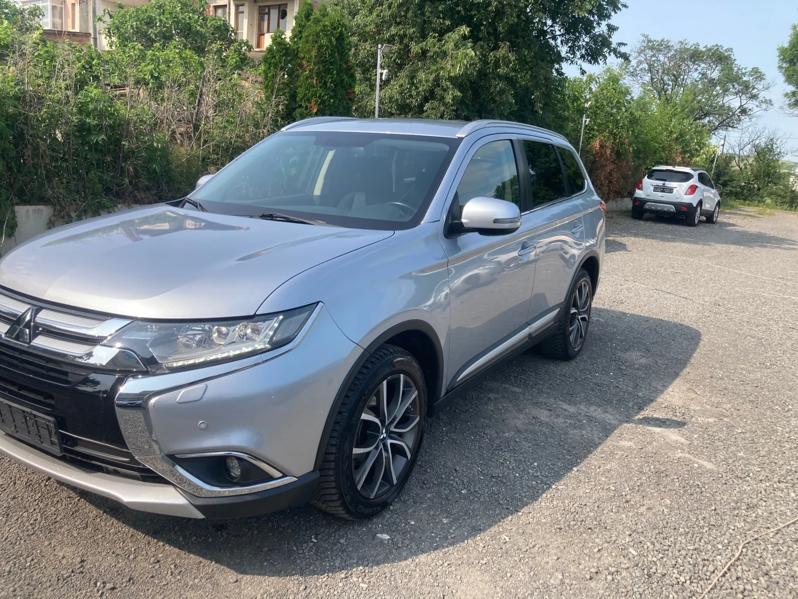 Mitsubishi Outlander    НОВ - изображение 8