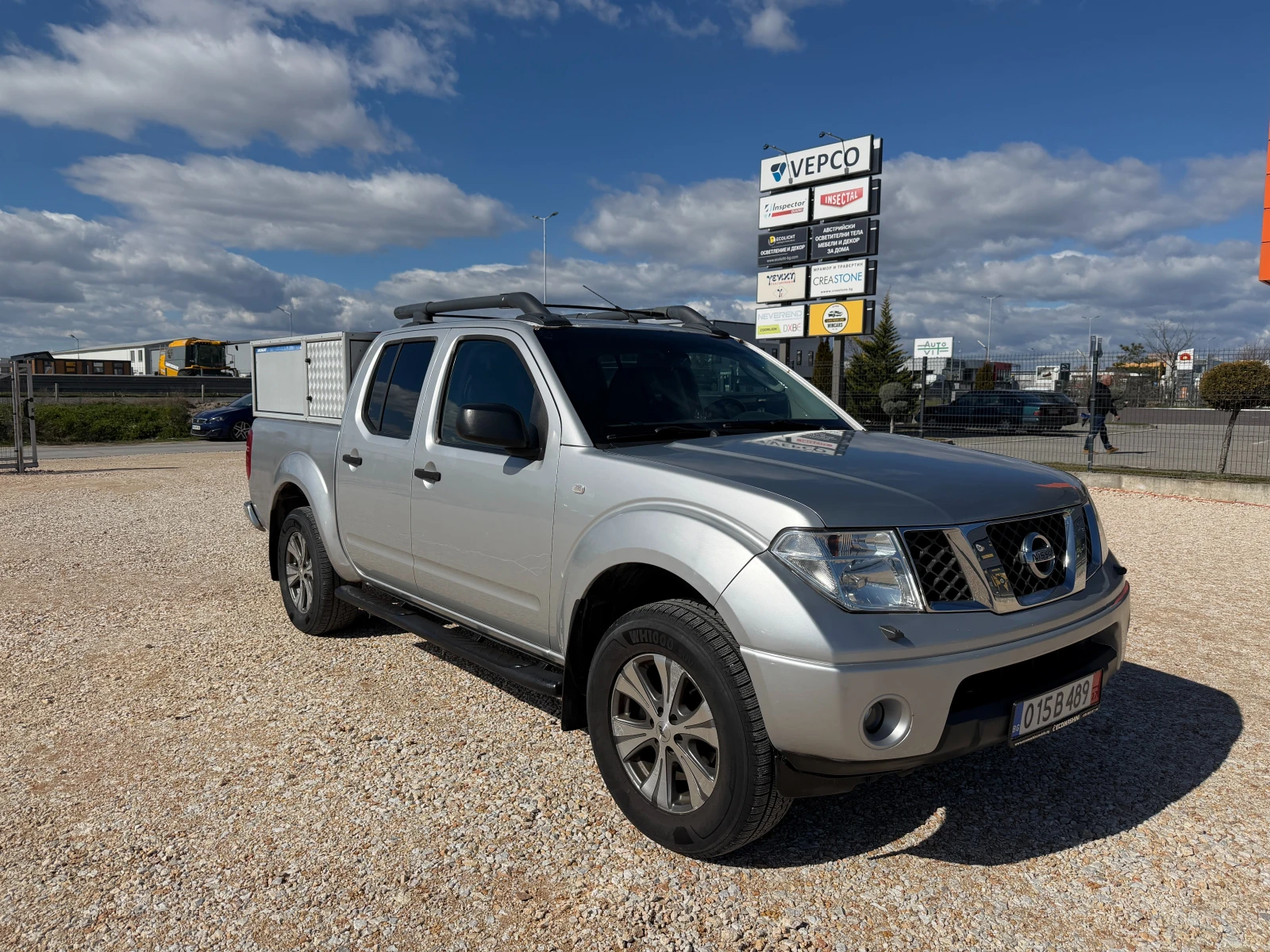 Nissan Navara 2.5TDI, 4x4, Нов внос - изображение 7
