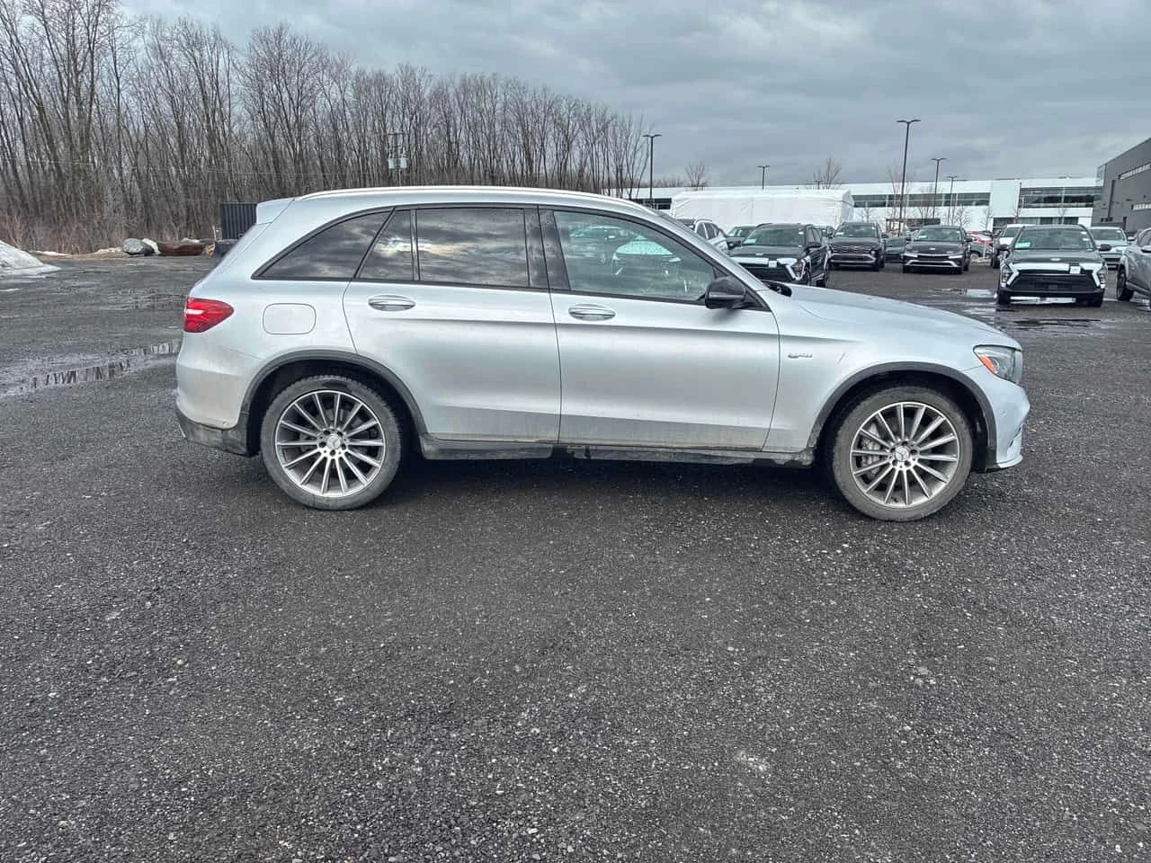 Mercedes-Benz GLC * AMG 43 * CARFAX * ЦЕНА ДО БГ, снимка 4 - Автомобили и джипове - 54147669
