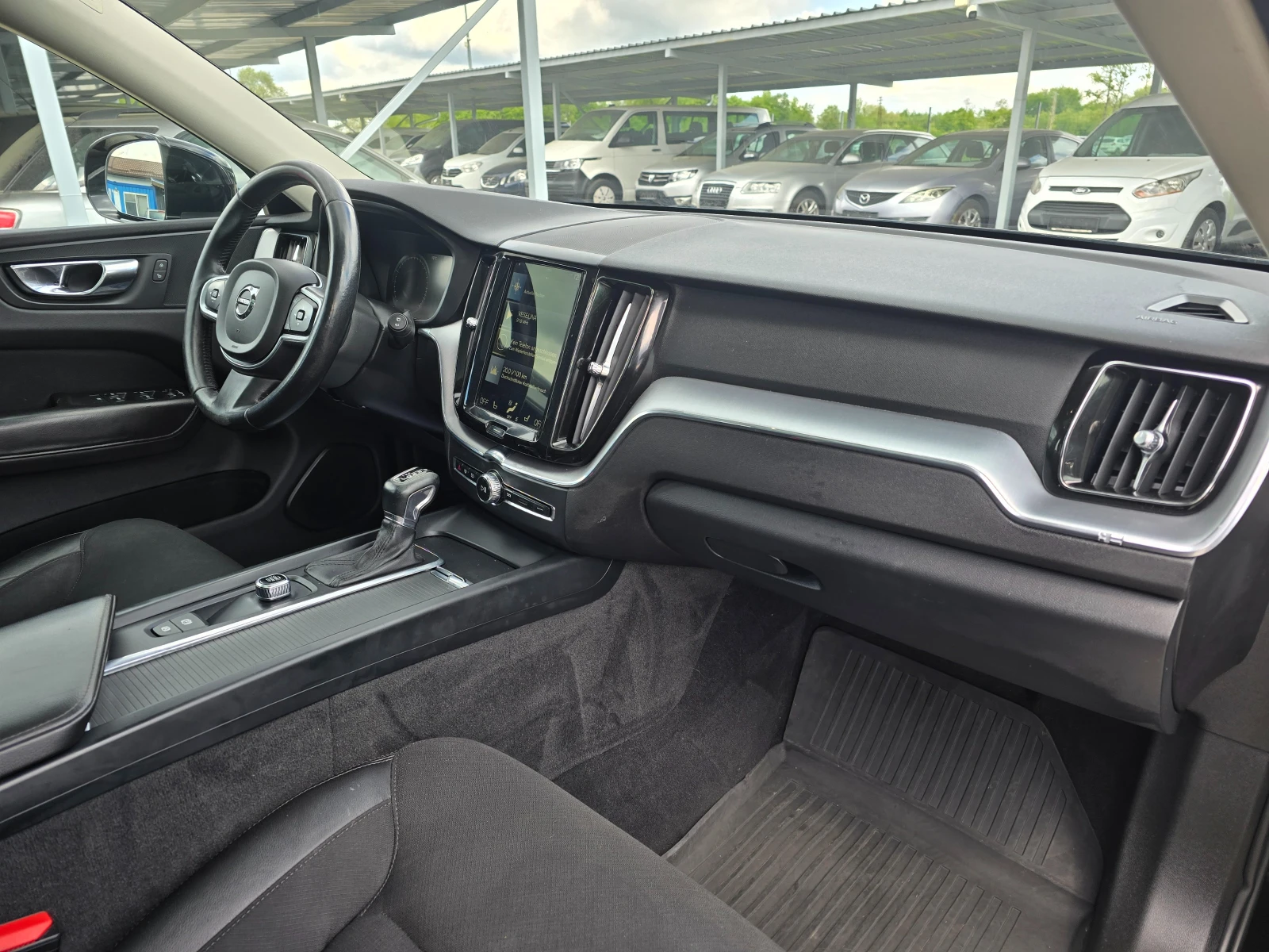 Volvo XC60 2.0D 190кс AWD , снимка 13 - Автомобили и джипове - 54481050