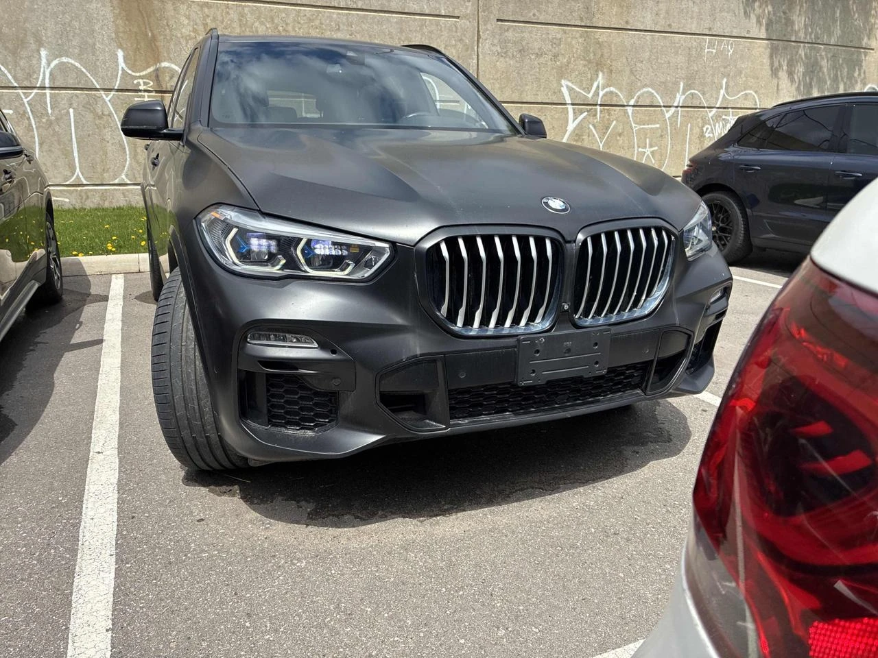 BMW X5 40i* M-pack* Lazer* Въздух* 360* Обдухване* , снимка 4 - Автомобили и джипове - 54586335