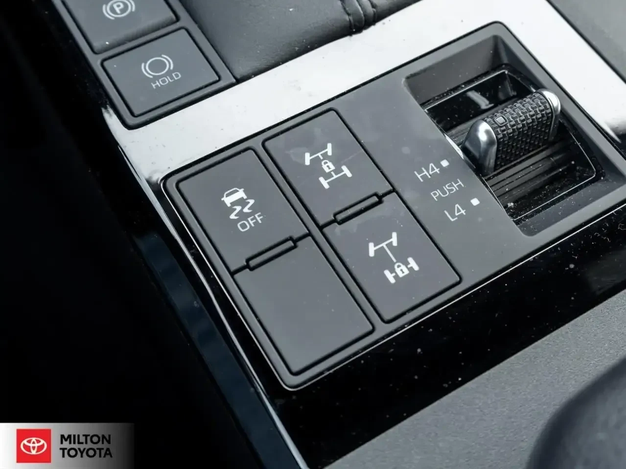 Toyota Land cruiser, снимка 15 - Автомобили и джипове - 54676239