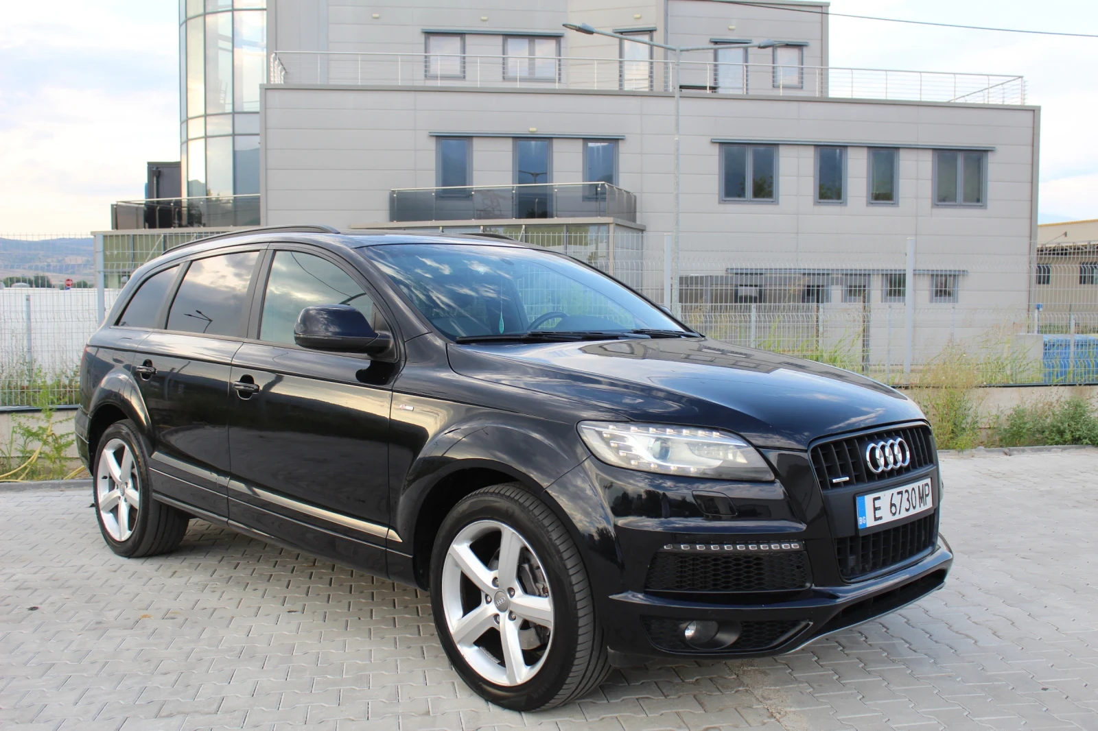 Audi Q7 4.2 TDI Quattro / ПАНОРАМА , снимка 3 - Автомобили и джипове - 55451046