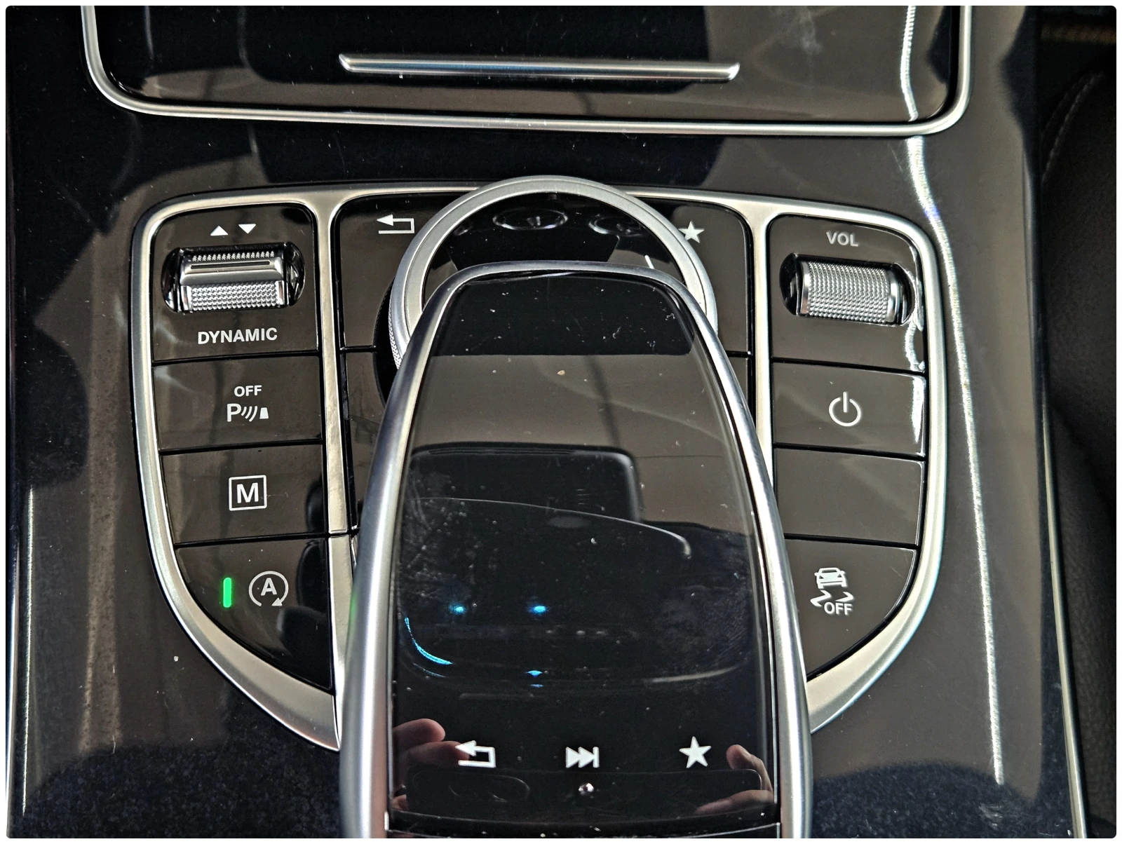 Mercedes-Benz GLC Coupe 350AMG/9GTRON/GERMANY/CAMERA/AMBIENT/KEYLESS GO/LI, снимка 13 - Автомобили и джипове - 55929871