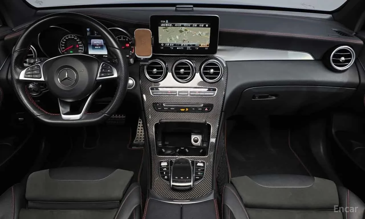 Mercedes-Benz GLC 43 AMG * HEAD UP* KEYLESS * ФИКСИРАНА ЦЕНА ДО БЪЛГАРИЯ* , снимка 7 - Автомобили и джипове - 56199386
