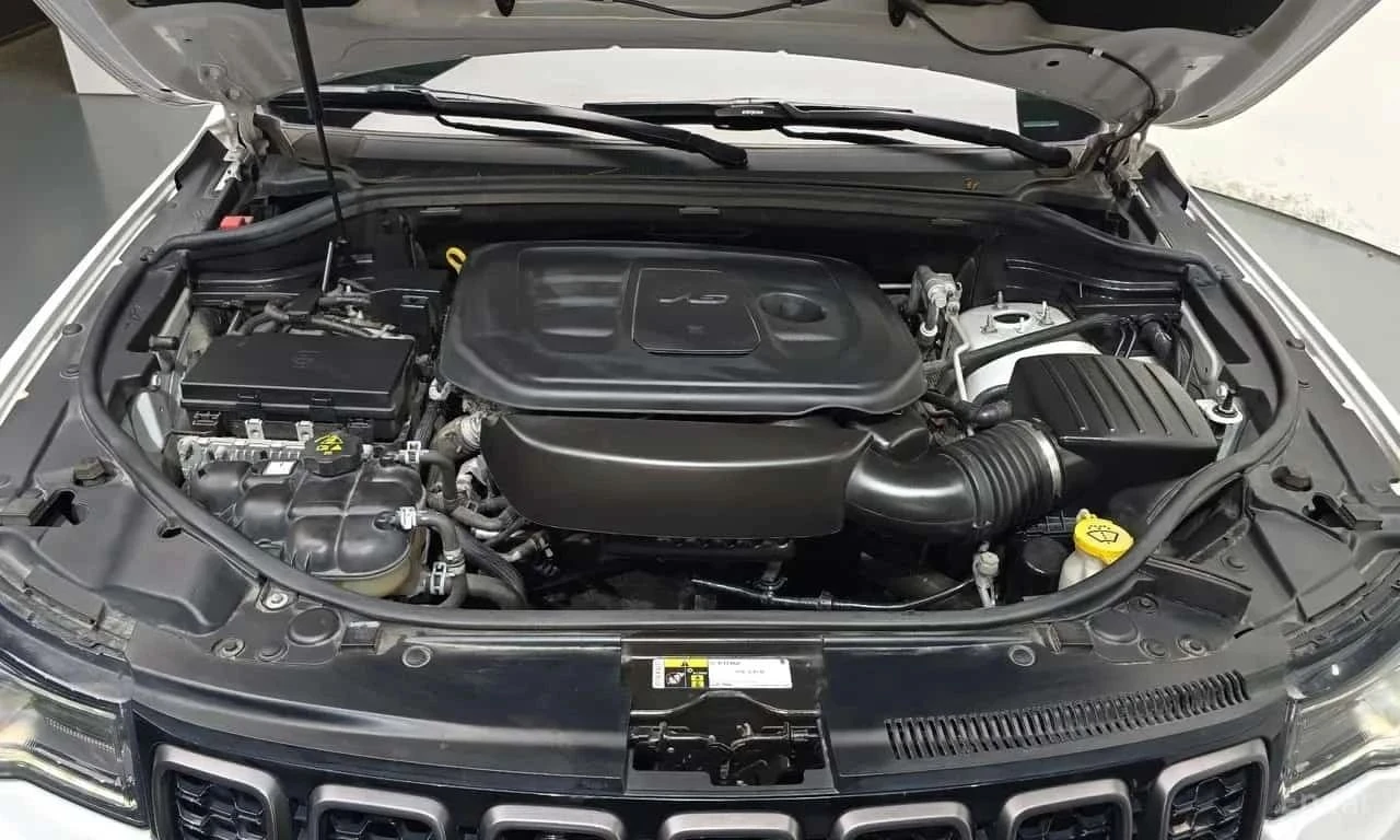 Jeep Grand cherokee, снимка 6 - Автомобили и джипове - 56690149