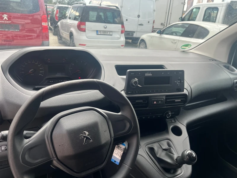 Peugeot Partner 1.6hdi-klima, снимка 12 - Бусове и автобуси - 47080836