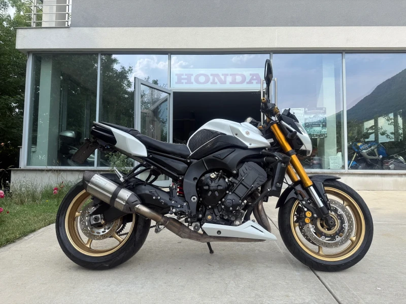 Yamaha FZ8