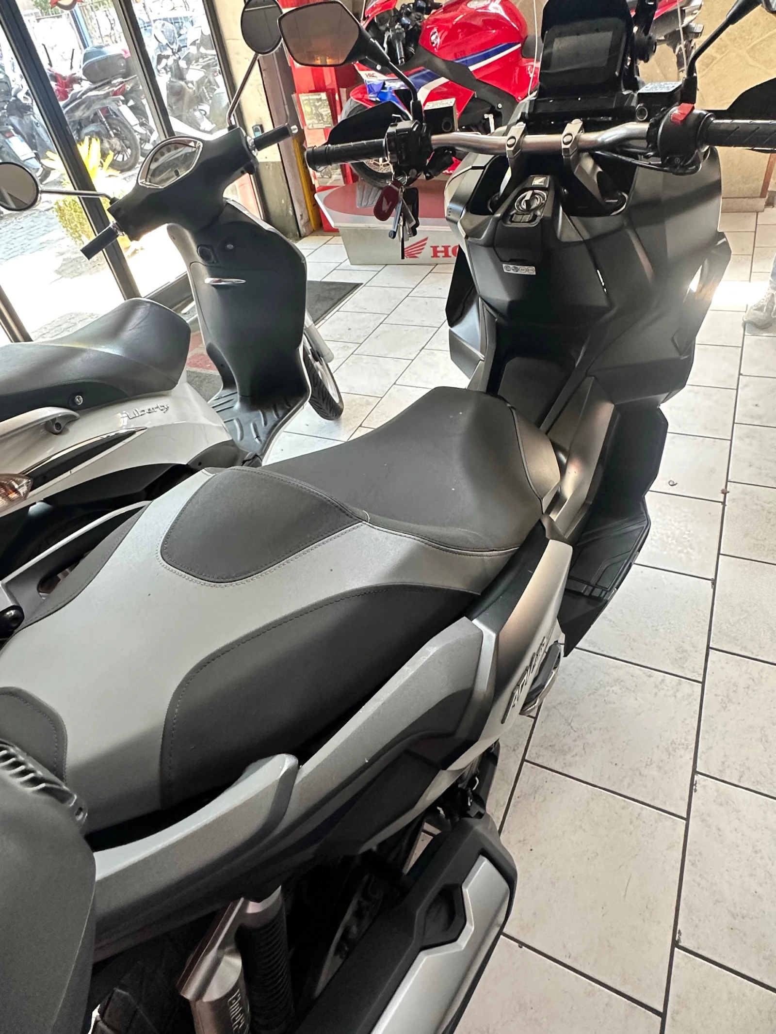 Honda X-ADV 350 ABS/TC/LED 02.2024г., снимка 17 - Мотоциклети и мототехника - 55565155