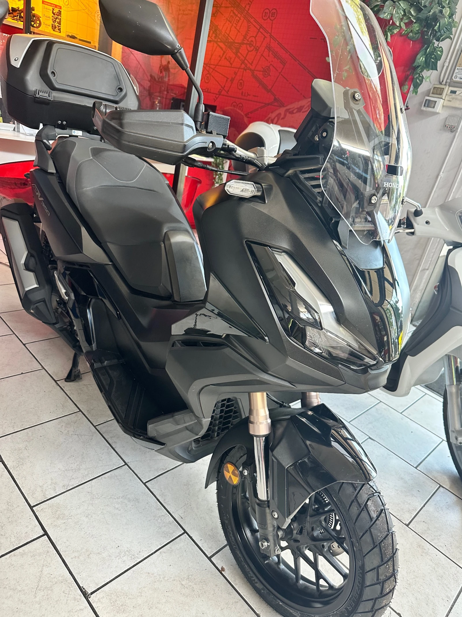 Honda X-ADV 350 ABS/TC/LED 02.2024г., снимка 16 - Мотоциклети и мототехника - 55565155