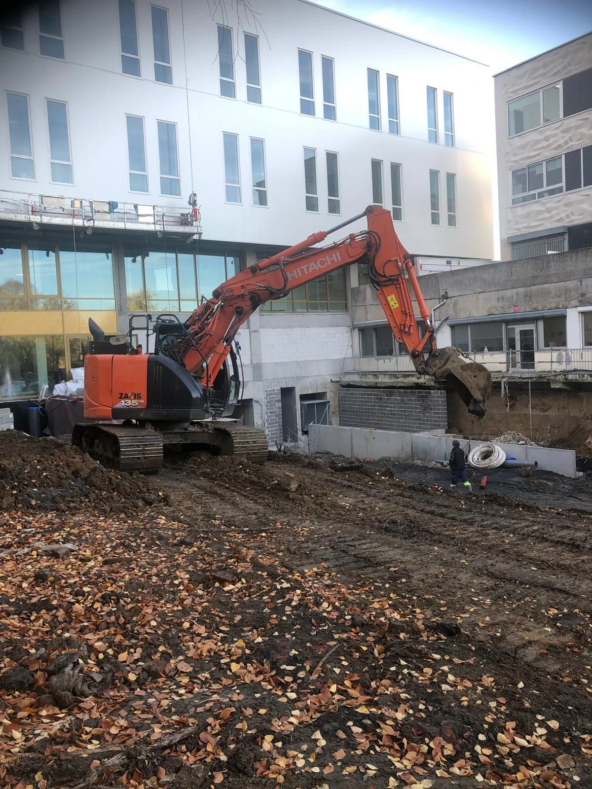 Багер Hitachi ZAXIS 135 US ЛИЗИНГ, снимка 5 - Индустриална техника - 54917882