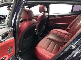 Kia Stinger 3.3 Turbo 2WD| 365к.с.| ВКЛ.ТЕХНОТЕСТ, снимка 12